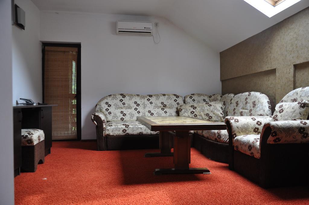 Pensiunea Valahia ブレゾイ 部屋 写真